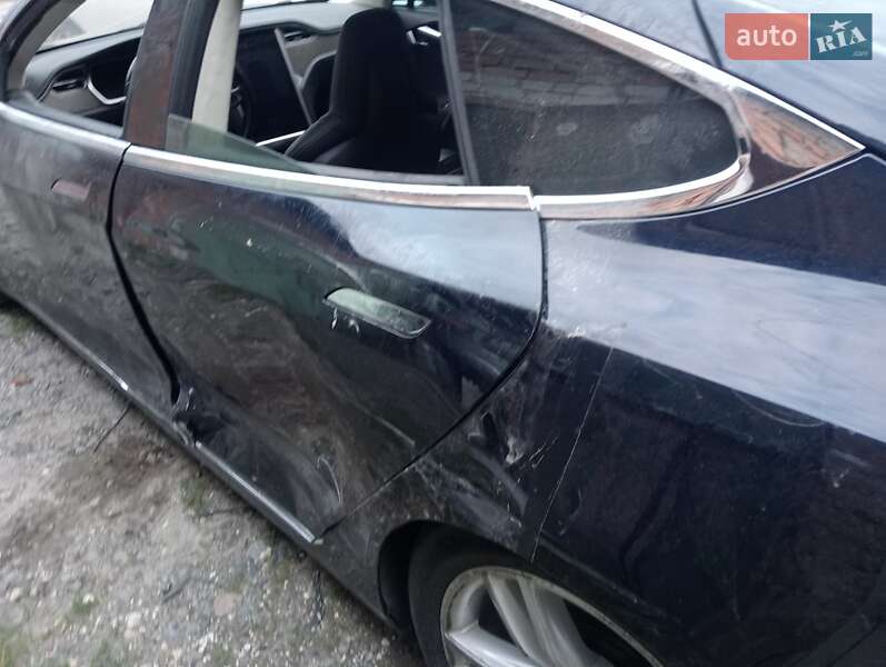 Лифтбек Tesla Model S 2013 в Шепетовке