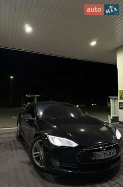 Лифтбек Tesla Model S 2014 в Одессе
