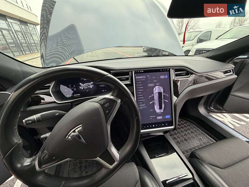 Ліфтбек Tesla Model S 2017 в Києві фото 18 Ліфтбек Tesla Model S 2017 в Києві