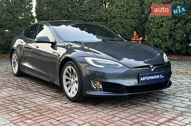 Лифтбек Tesla Model S 2016 в Белой Церкви