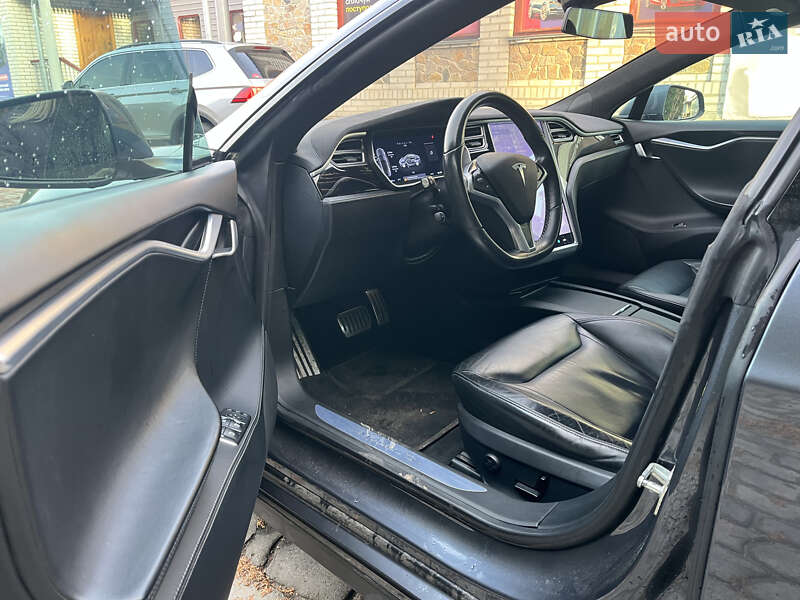 Лифтбек Tesla Model S 2016 в Белой Церкви фото 13 Лифтбек Tesla Model S 2016 в Белой Церкви