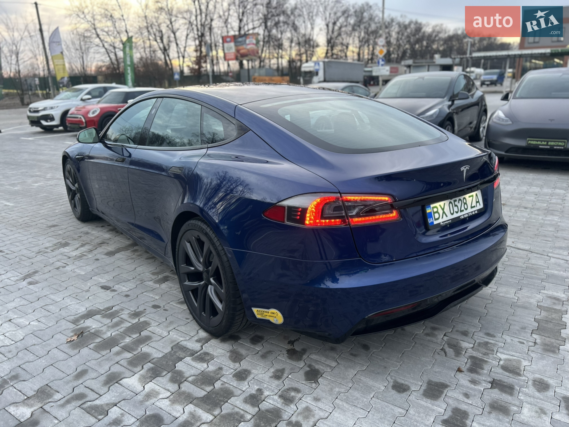 2021 Tesla Model S - мініатюра 10