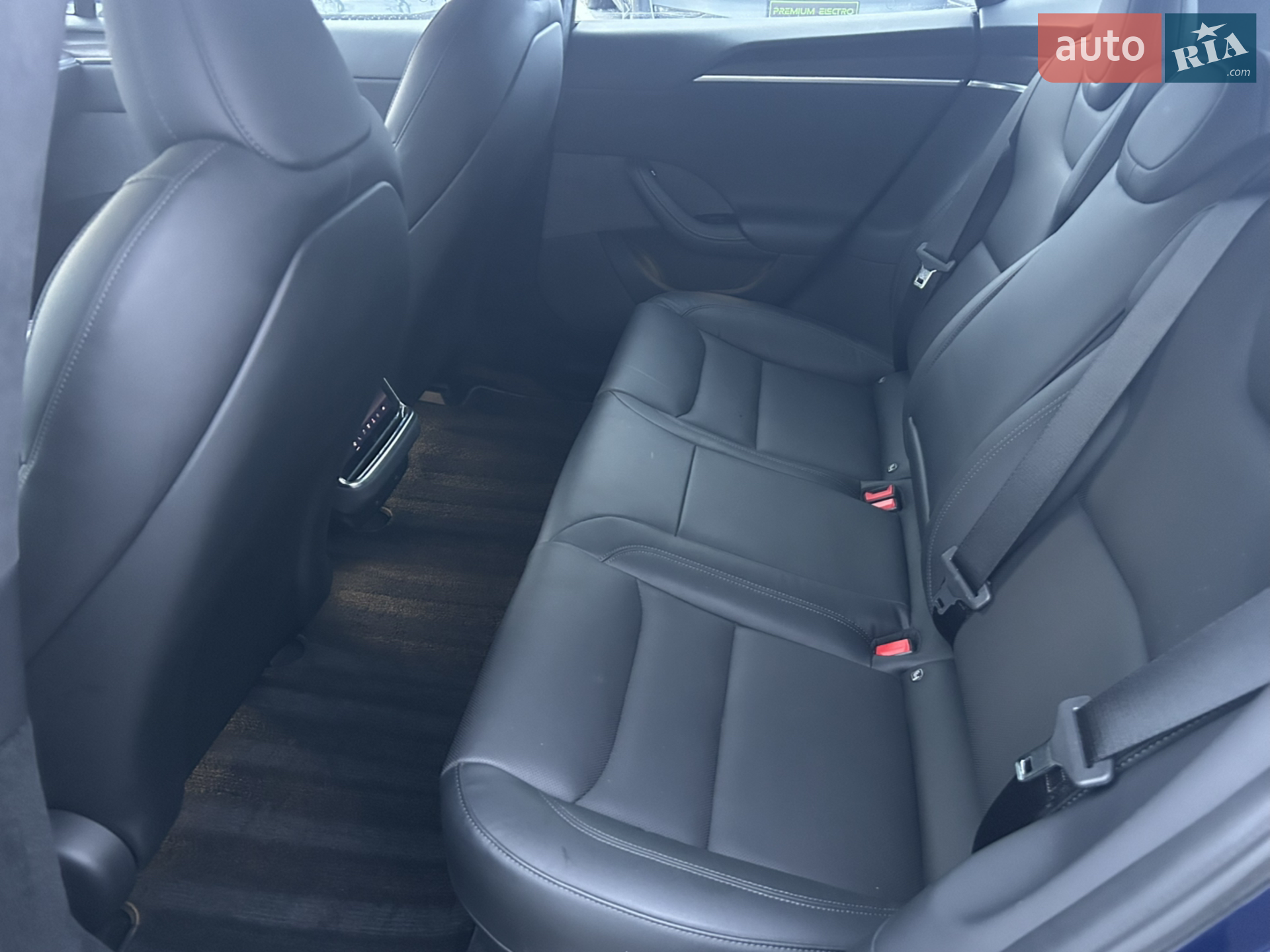 Tesla Model S 2021 VIN 5YJSA1E51NF464682 фото оголошення 29 з 32