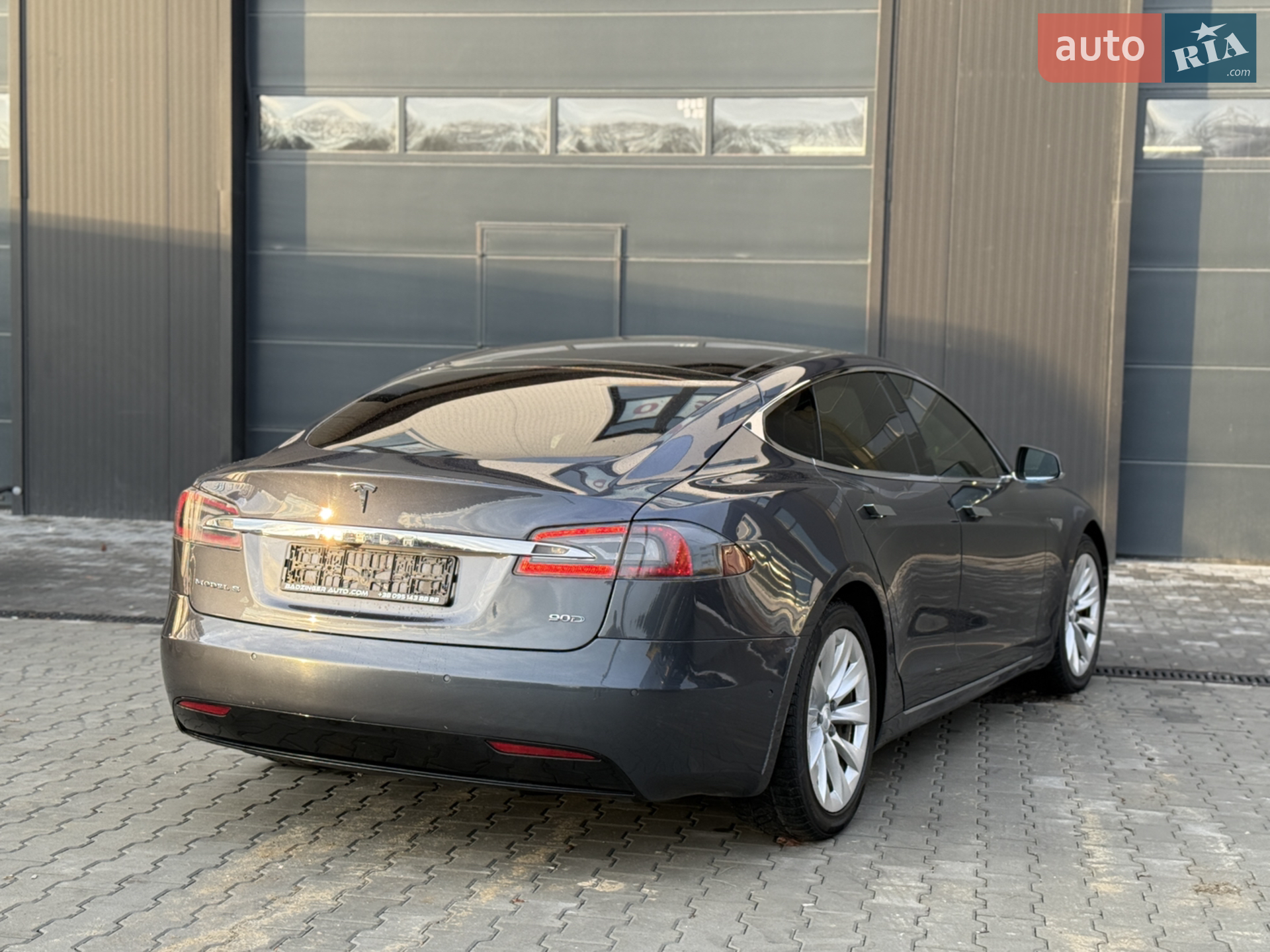 2016 Tesla Model S - мініатюра 4