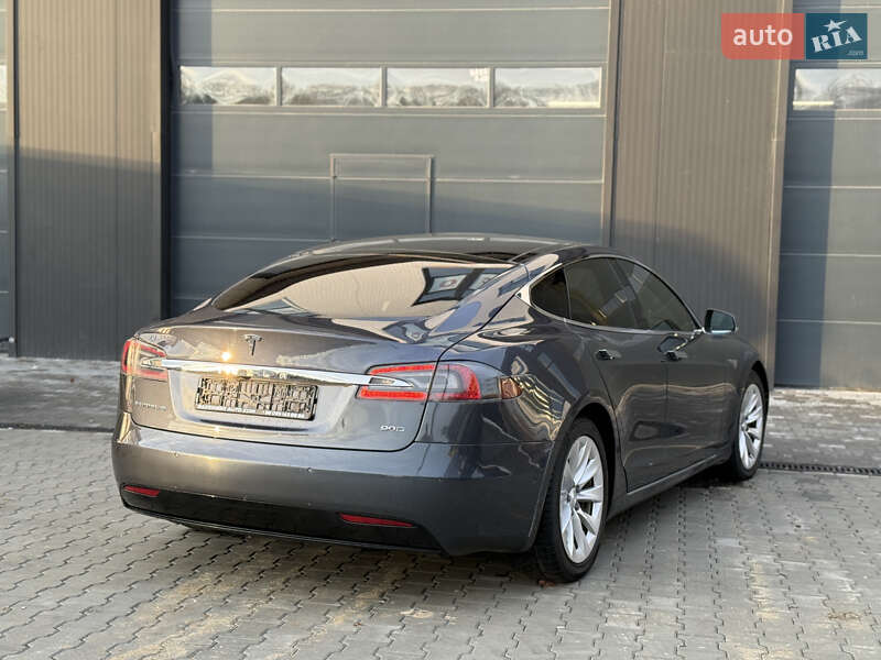 Лифтбек Tesla Model S 2016 в Городке фото 4 Лифтбек Tesla Model S 2016 в Городке
