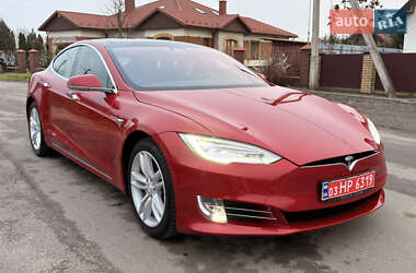Ліфтбек Tesla Model S 2017 в Ковелі