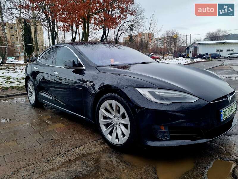 Лифтбек Tesla Model S 2016 в Львове фото 7 Лифтбек Tesla Model S 2016 в Львове
