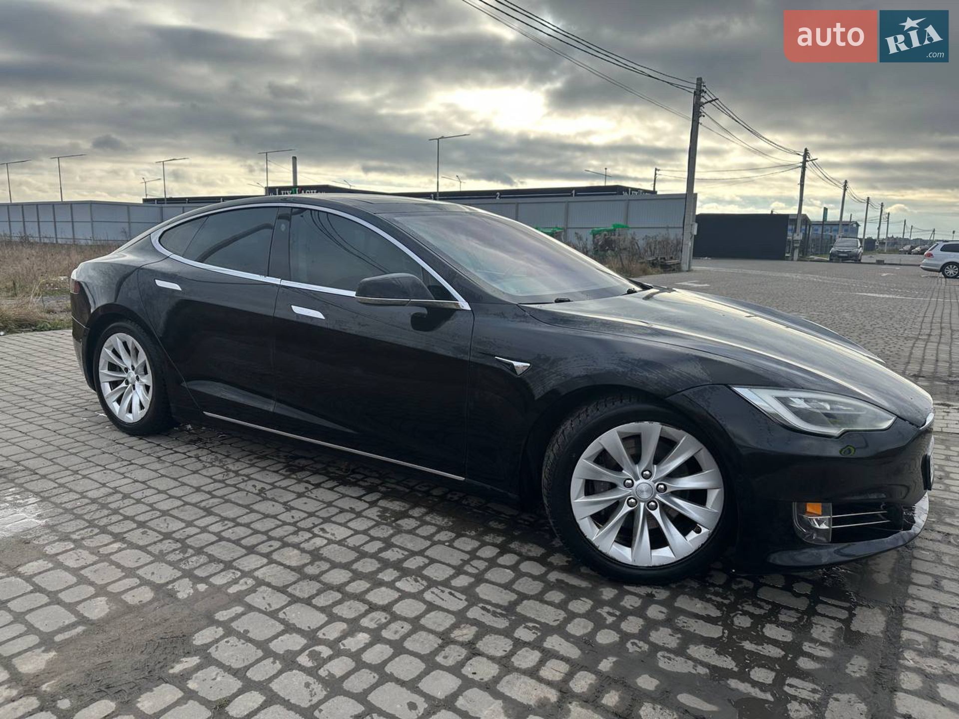 2016 Tesla Model S - мініатюра 4