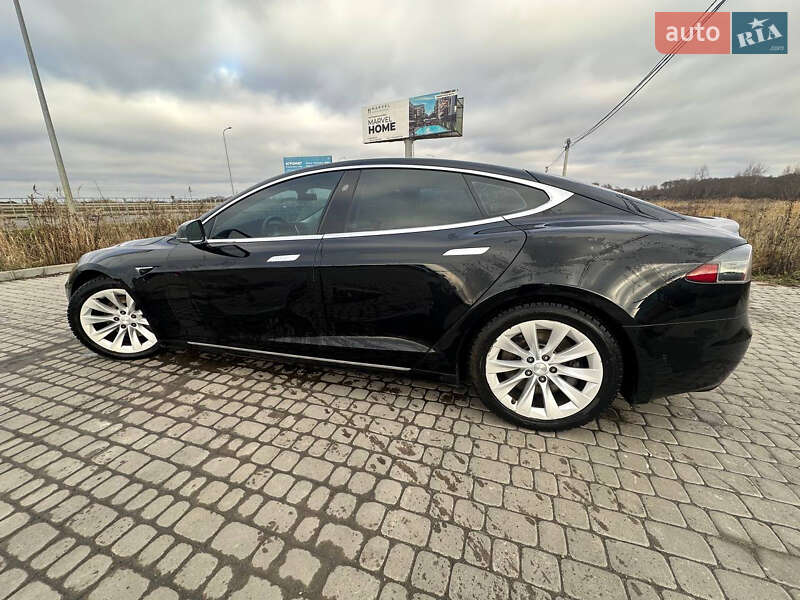 Лифтбек Tesla Model S 2016 в Львове фото 7 Лифтбек Tesla Model S 2016 в Львове