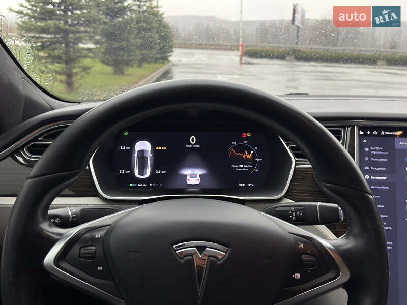 Лифтбек Tesla Model S 2016 в Киеве фото 45 Лифтбек Tesla Model S 2016 в Киеве