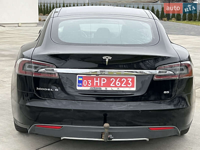 Ліфтбек Tesla Model S 2015 в Луцьку фото 8 Ліфтбек Tesla Model S 2015 в Луцьку