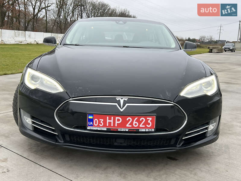 Ліфтбек Tesla Model S 2015 в Луцьку фото 16 Ліфтбек Tesla Model S 2015 в Луцьку
