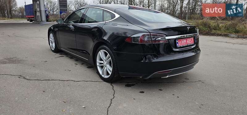 Лифтбек Tesla Model S 2014 в Тернополе