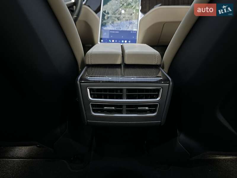 Лифтбек Tesla Model S 2013 в Киеве фото 29 Лифтбек Tesla Model S 2013 в Киеве