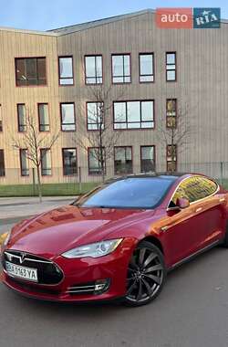 Ліфтбек Tesla Model S 2016 в Києві