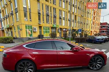 Ліфтбек Tesla Model S 2016 в Києві