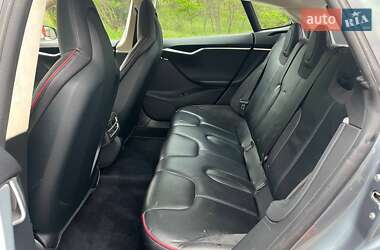 Лифтбек Tesla Model S 2013 в Саврани