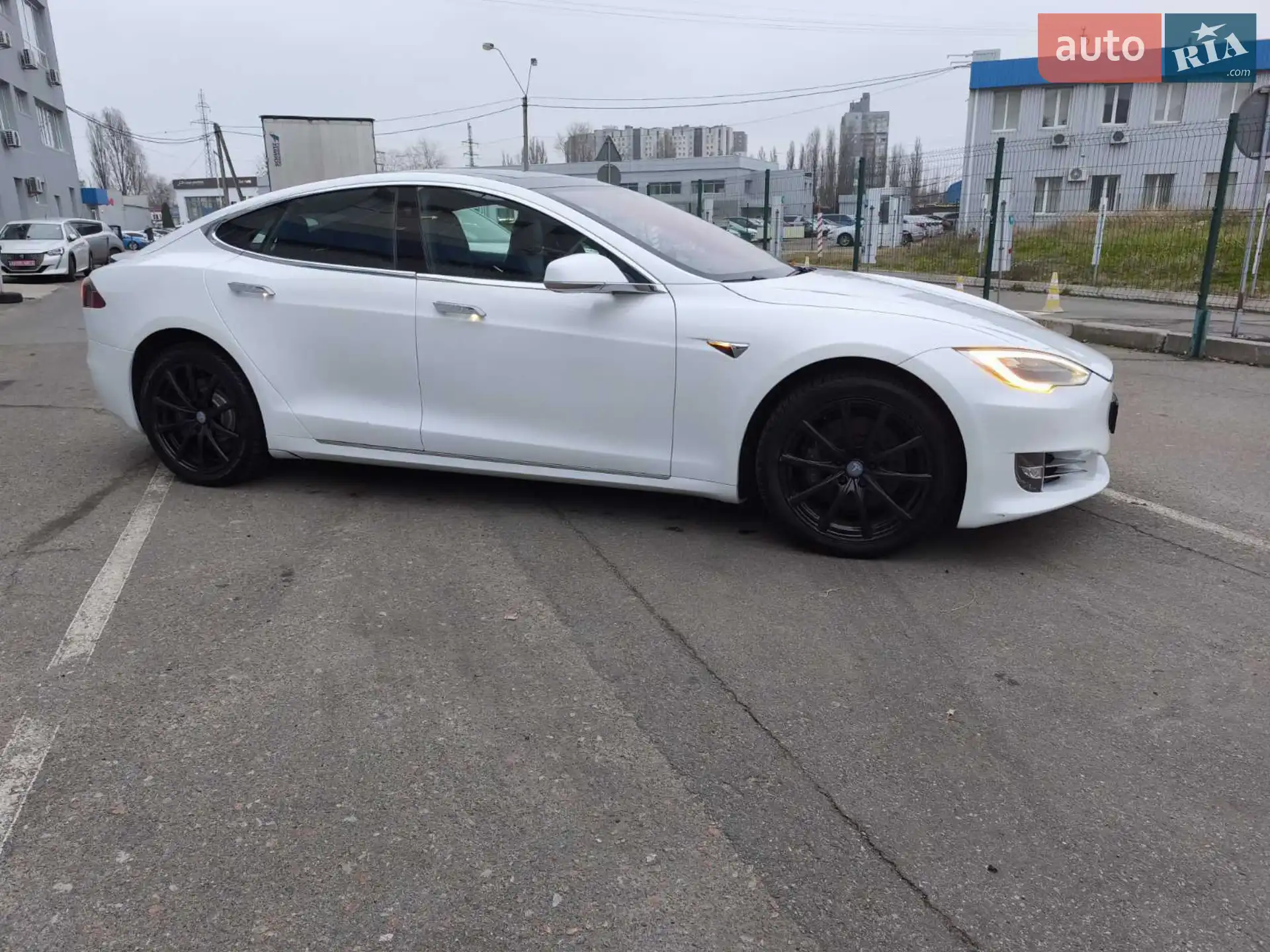 2018 Tesla Model S - мініатюра 10