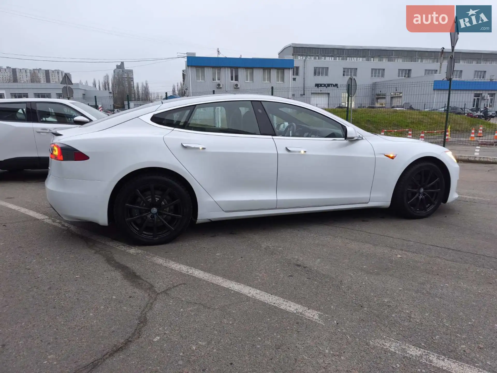 2018 Tesla Model S - мініатюра 12