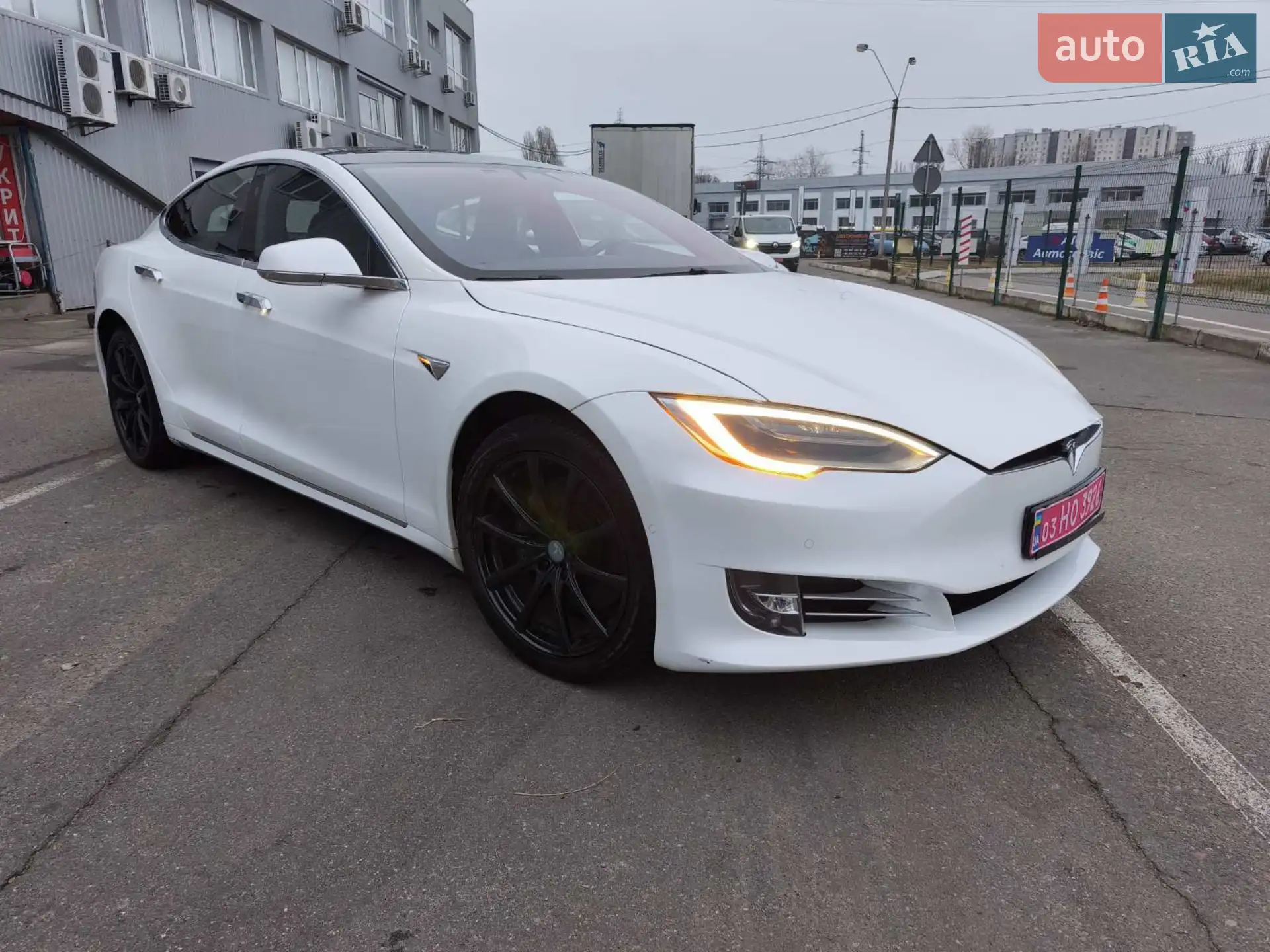 2018 Tesla Model S - мініатюра 13