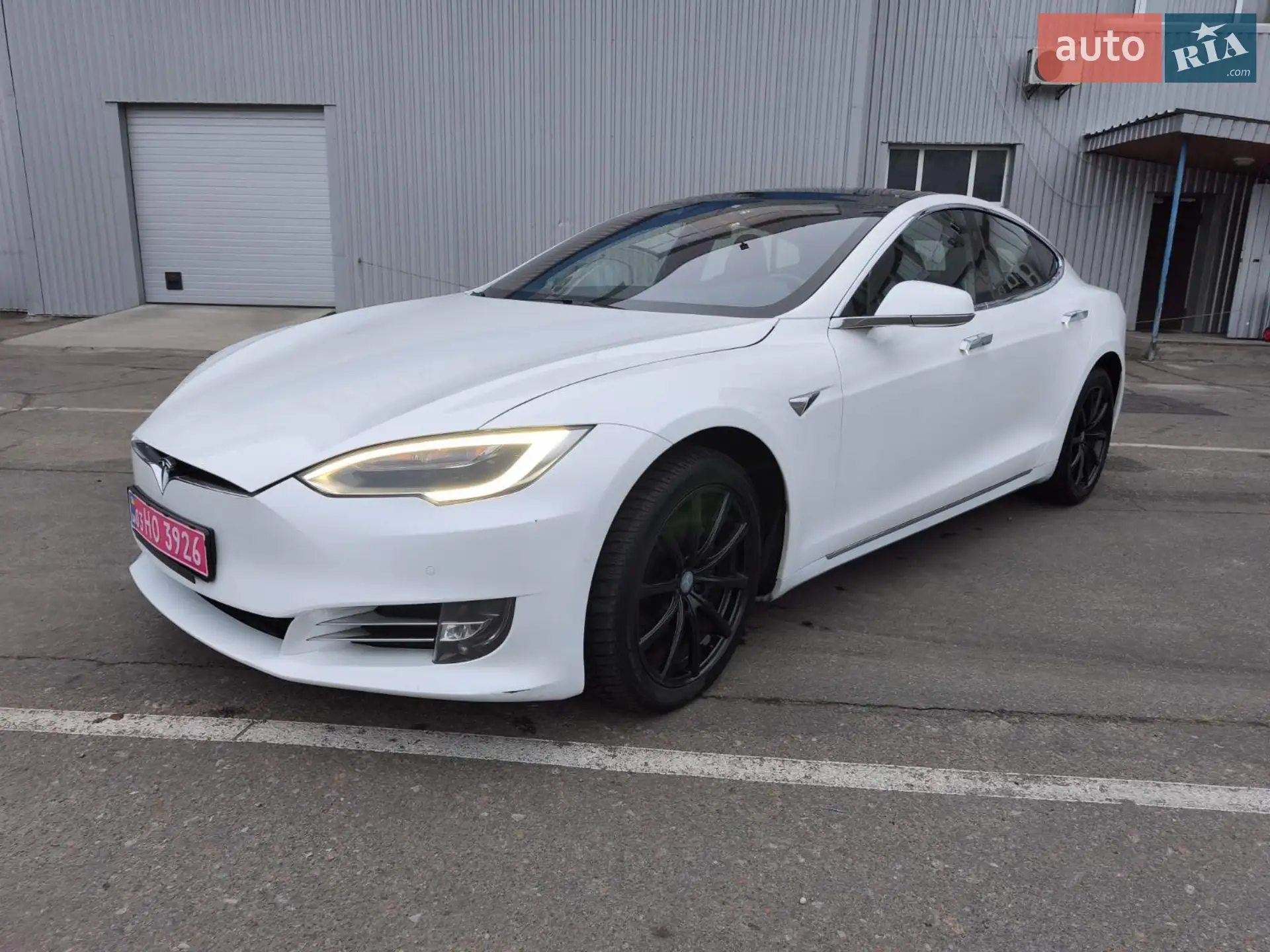 2018 Tesla Model S - мініатюра 19