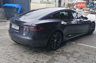 Лифтбек Tesla Model S 2017 в Самборе