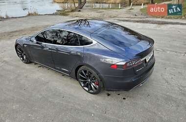 Ліфтбек Tesla Model S 2014 в Києві