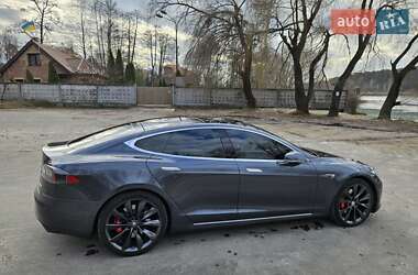 Ліфтбек Tesla Model S 2014 в Києві
