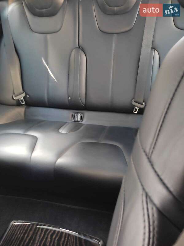 Лифтбек Tesla Model S 2016 в Одессе