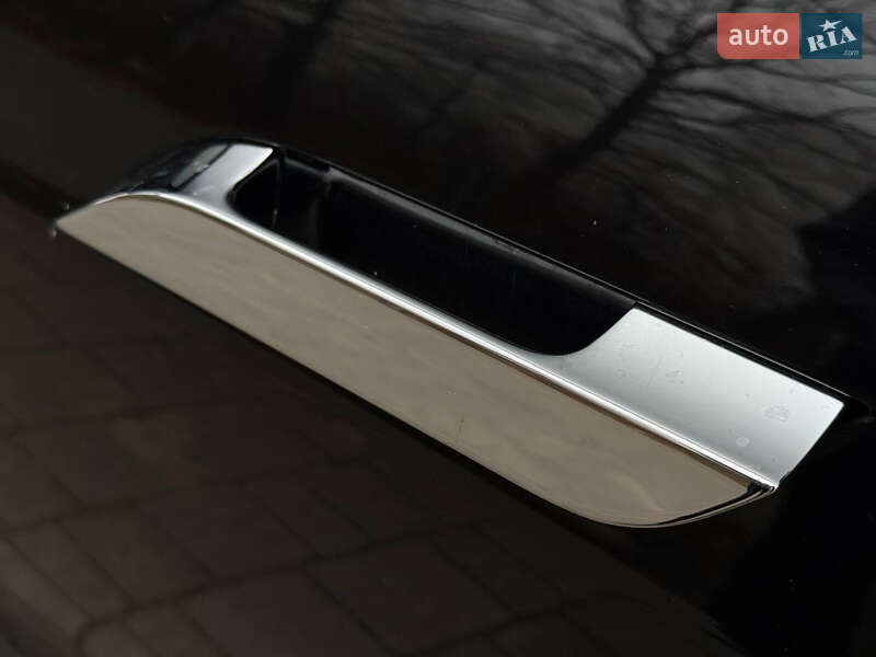 Лифтбек Tesla Model S 2015 в Тернополе фото 17 Лифтбек Tesla Model S 2015 в Тернополе