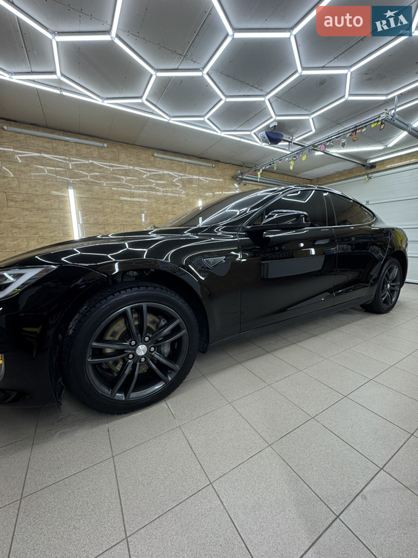 2014 Tesla Model S - мініатюра 3