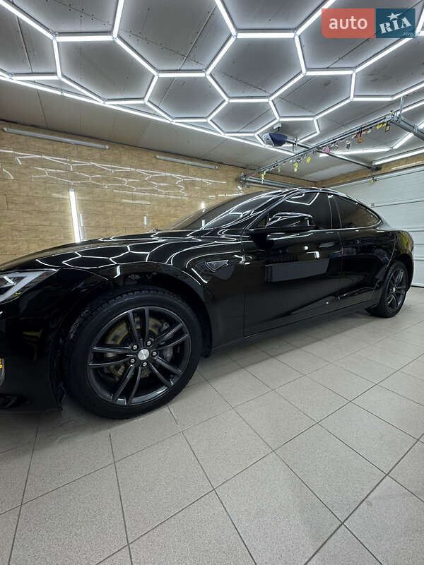 Лифтбек Tesla Model S 2014 в Харькове фото 3 Лифтбек Tesla Model S 2014 в Харькове