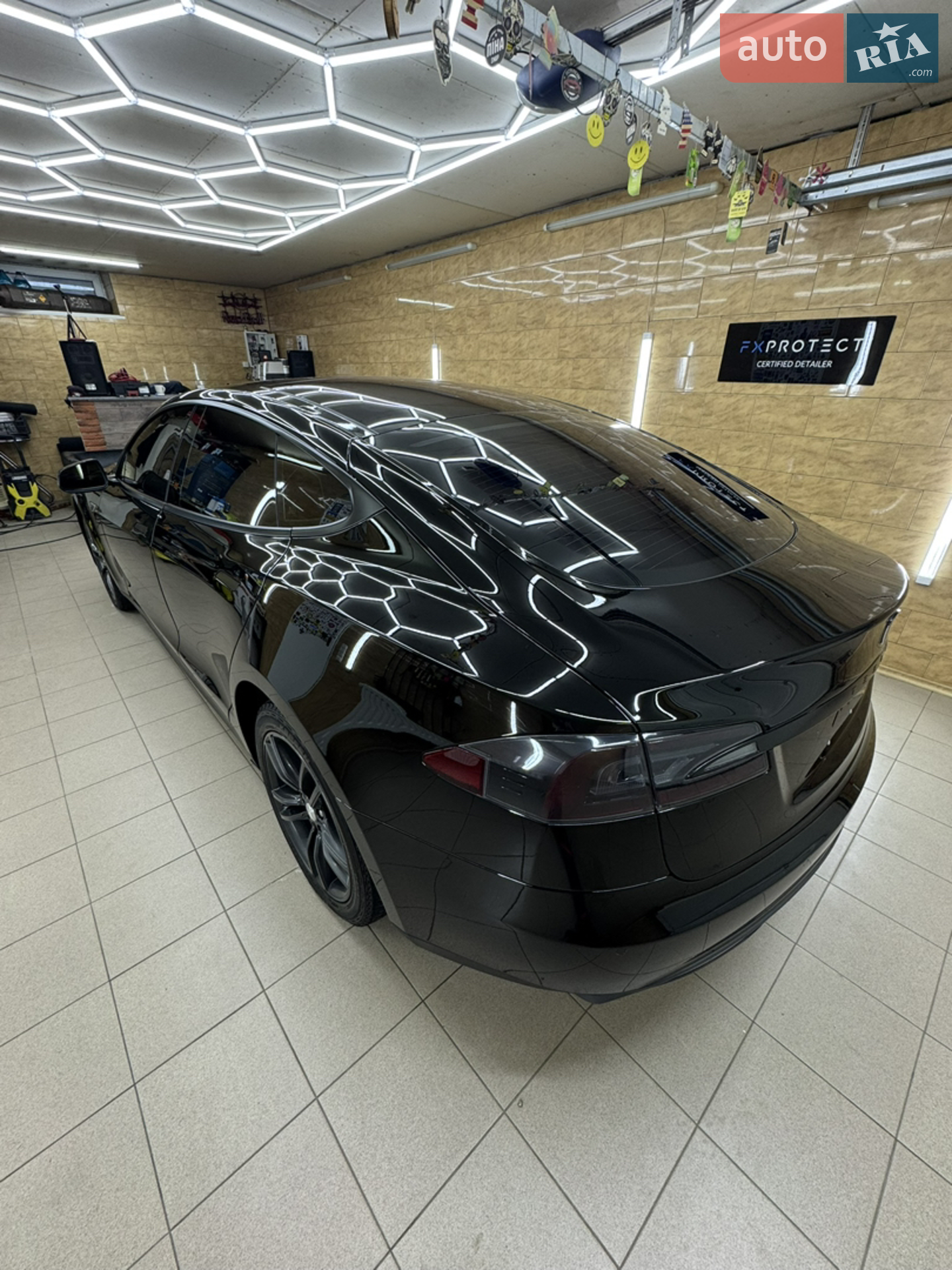 2014 Tesla Model S - мініатюра 8