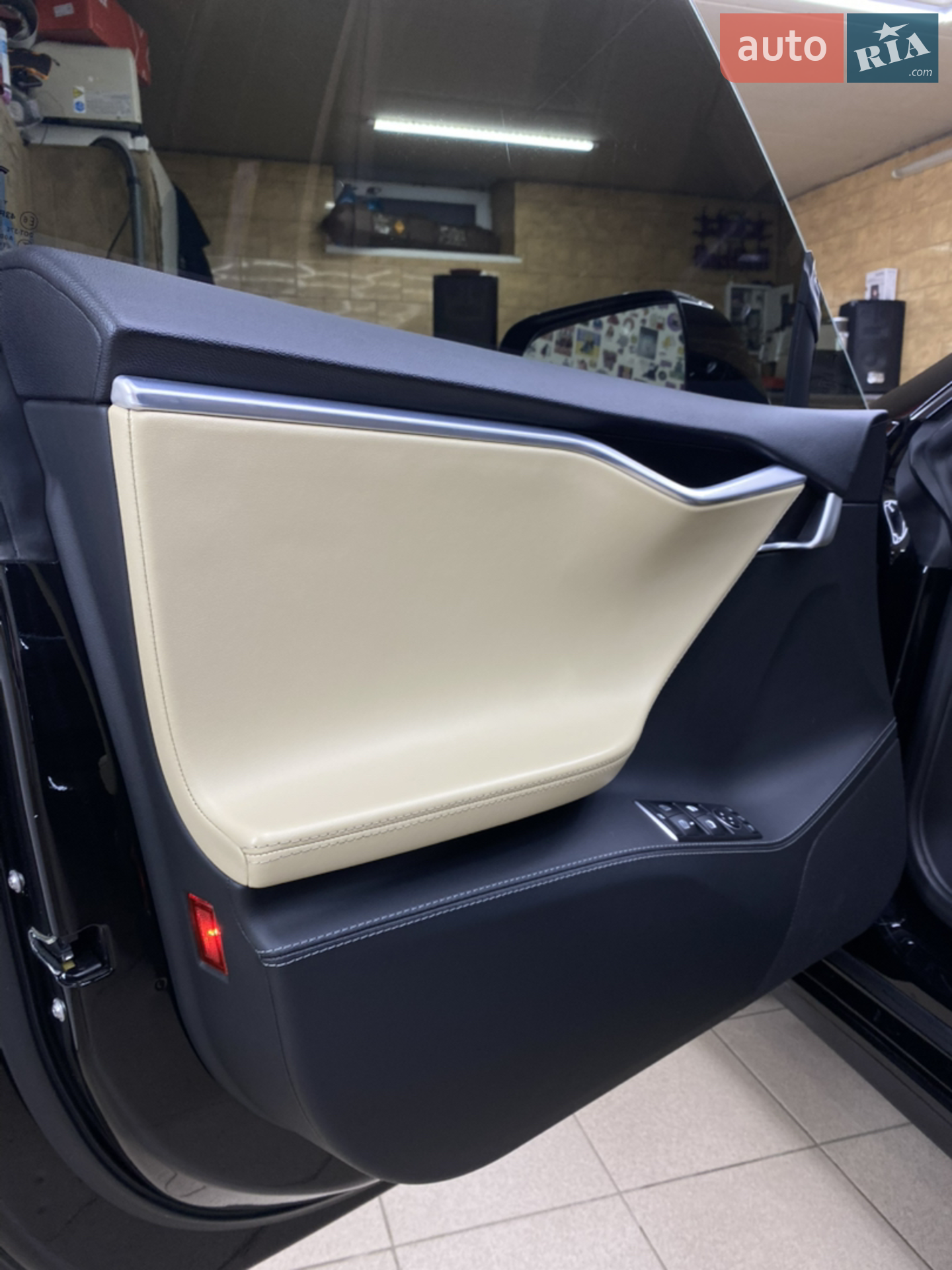 2014 Tesla Model S - мініатюра 15