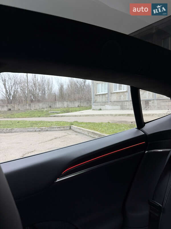 Лифтбек Tesla Model S 2022 в Запорожье фото 14 Лифтбек Tesla Model S 2022 в Запорожье