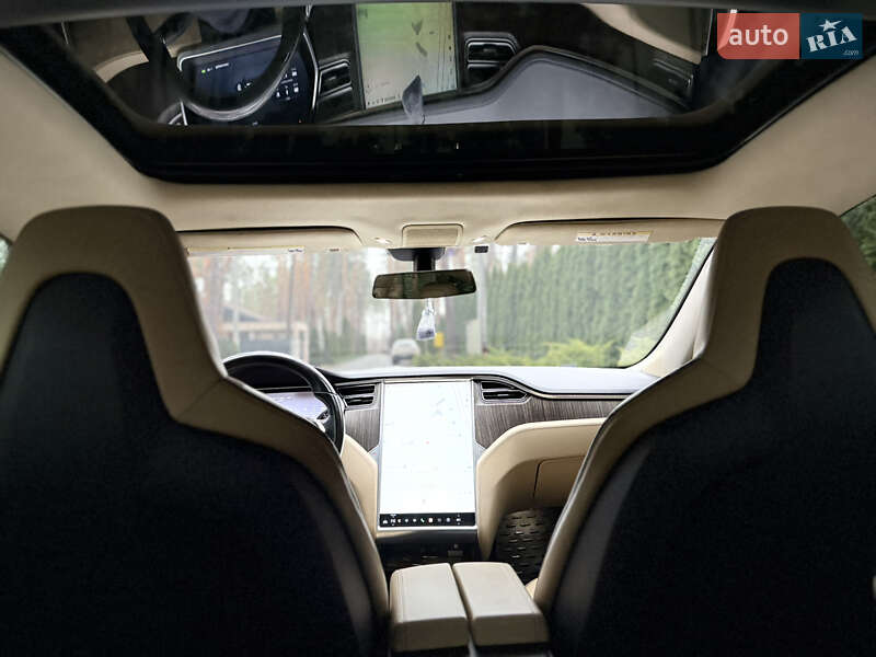 Лифтбек Tesla Model S 2013 в Киеве фото 27 Лифтбек Tesla Model S 2013 в Киеве