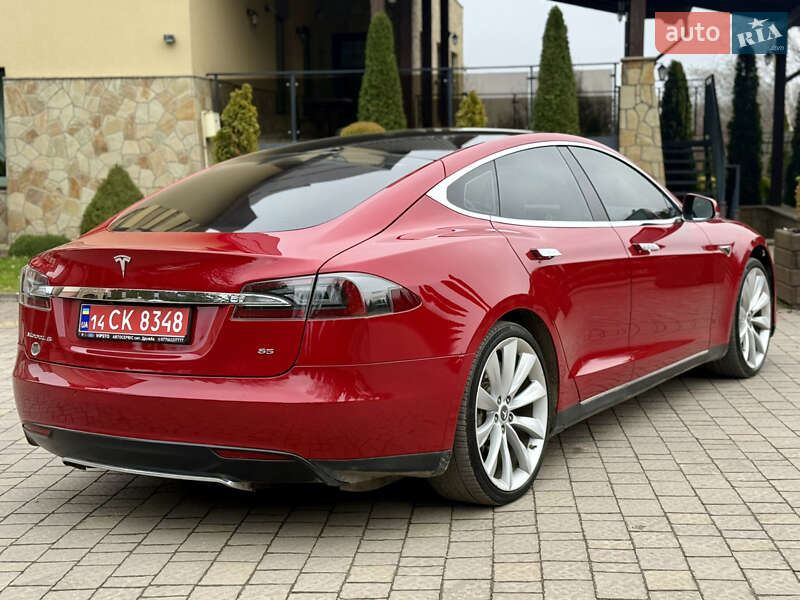 Лифтбек Tesla Model S 2014 в Тернополе