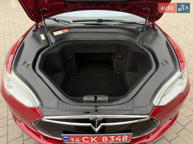 Лифтбек Tesla Model S 2014 в Тернополе