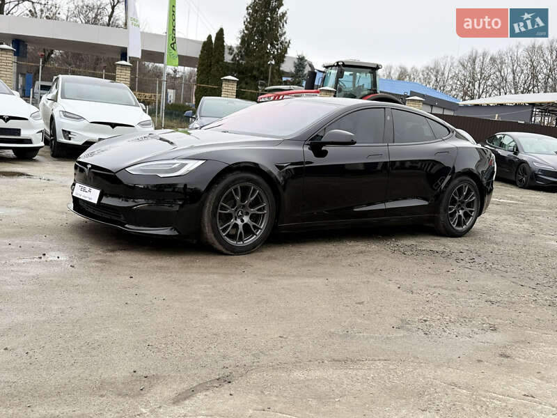 Лифтбек Tesla Model S 2021 в Виннице