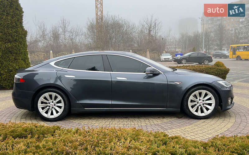 Лифтбек Tesla Model S 2016 в Львове фото 8 Лифтбек Tesla Model S 2016 в Львове