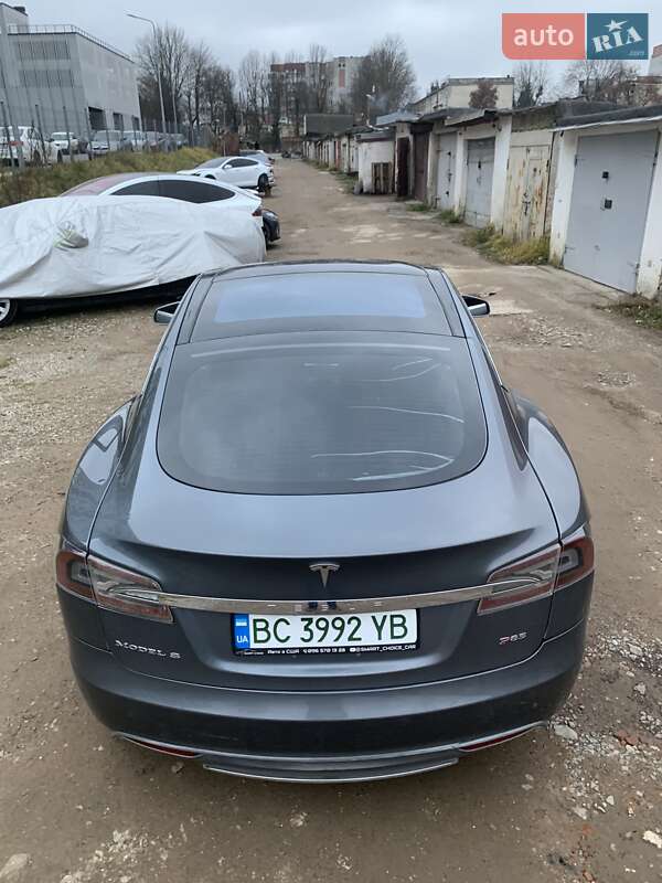 Лифтбек Tesla Model S 2013 в Львове фото 7 Лифтбек Tesla Model S 2013 в Львове