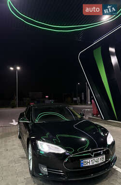 Ліфтбек Tesla Model S 2014 в Одесі