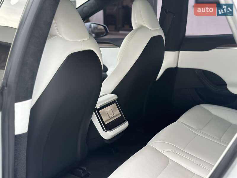 Лифтбек Tesla Model S 2022 в Виннице фото 19 Лифтбек Tesla Model S 2022 в Виннице