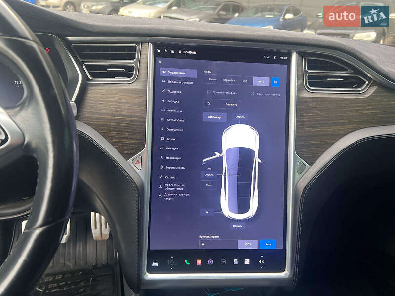 Лифтбек Tesla Model S 2015 в Львове фото 21 Лифтбек Tesla Model S 2015 в Львове