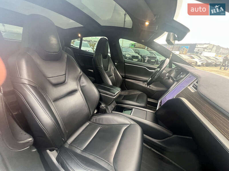 Лифтбек Tesla Model S 2015 в Львове фото 28 Лифтбек Tesla Model S 2015 в Львове