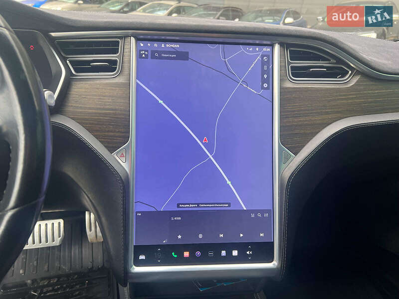 Лифтбек Tesla Model S 2015 в Львове фото 20 Лифтбек Tesla Model S 2015 в Львове
