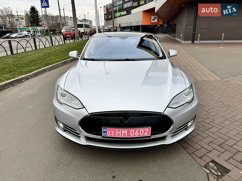Ліфтбек Tesla Model S 2014 в Луцьку фото 2 Ліфтбек Tesla Model S 2014 в Луцьку