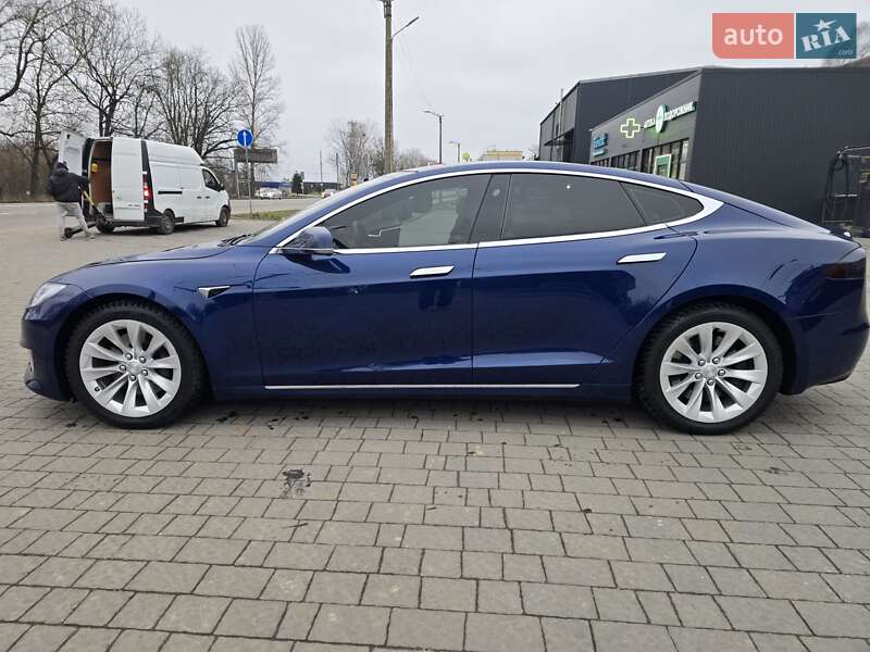 Лифтбек Tesla Model S 2017 в Тысменице фото 5 Лифтбек Tesla Model S 2017 в Тысменице