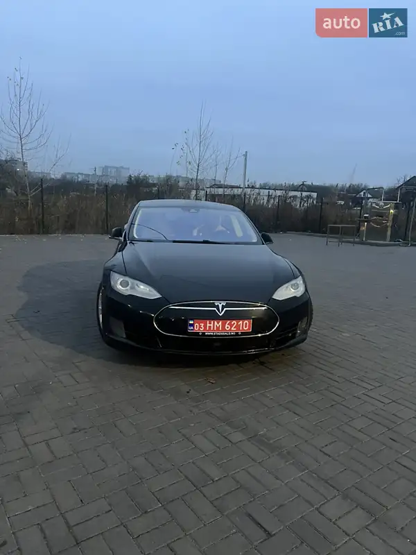 Tesla Model S