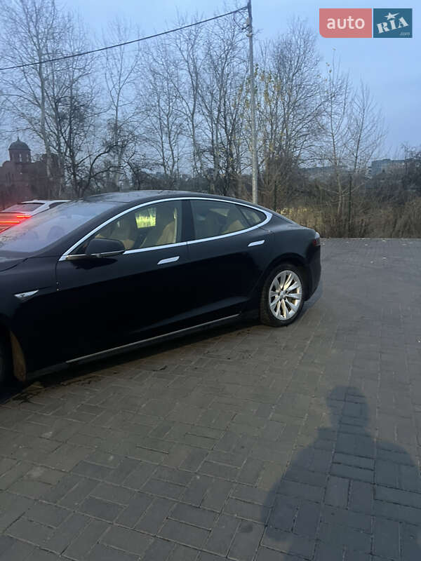 Лифтбек Tesla Model S 2015 в Днепре фото 6 Лифтбек Tesla Model S 2015 в Днепре